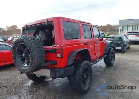 2014 Jeep Wrangler Unlimited Sahara z USA, uszkodzony, nr VIN 1C4HJWEG1EL219709